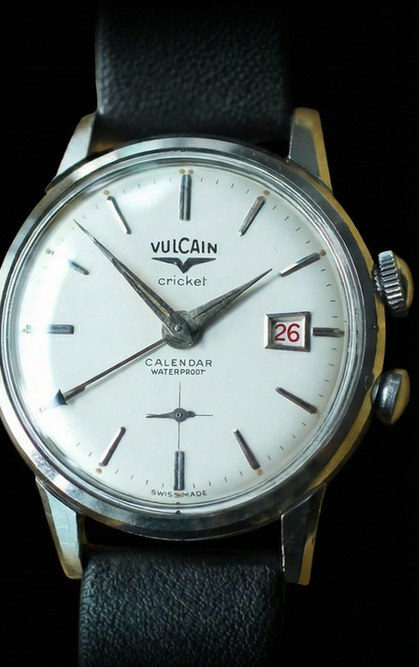 Vulcain Cricket